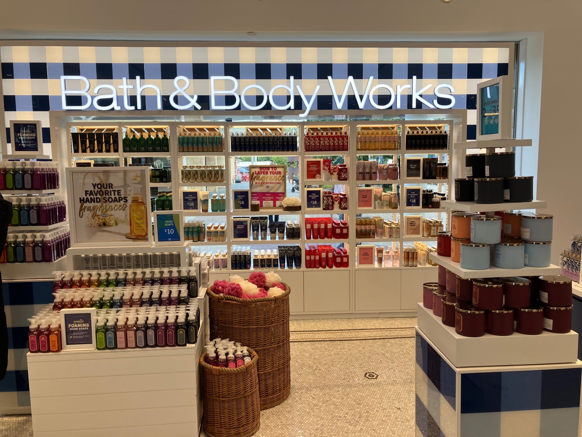 bath and body works at Glasgow Fort
